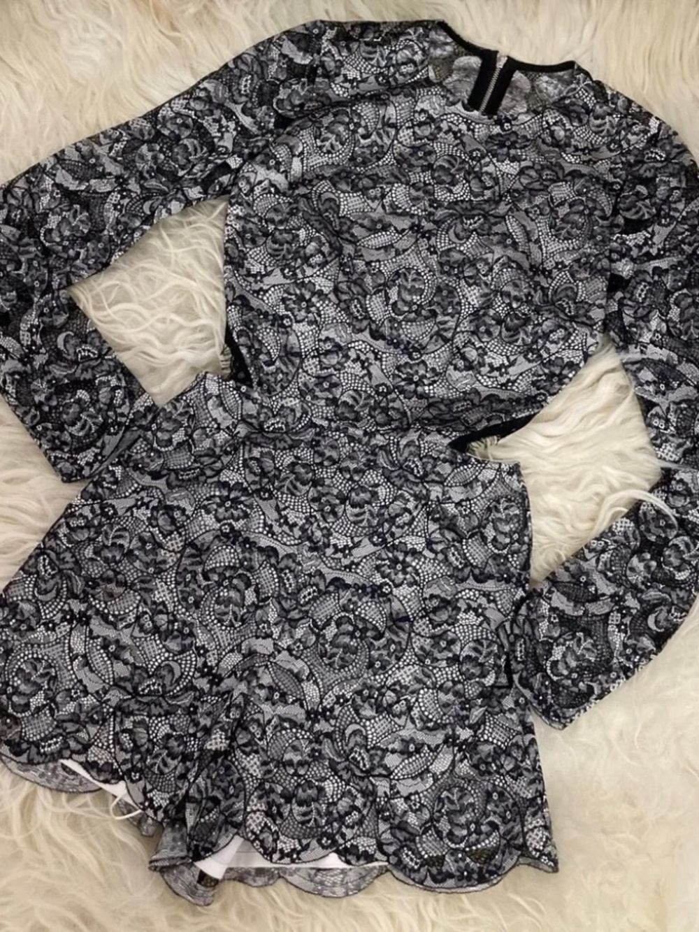 Alexis Deema Open Back Romper 1400 - Picture 6 of 13
